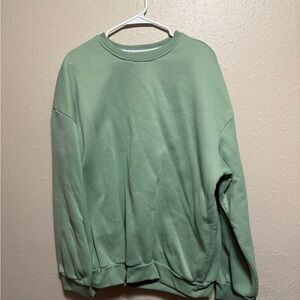 SHEIN Men's Mint Green Crewneck Sweater